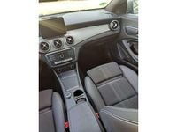 Gebraucht Mercedes CLA200 156 PS (114 kW) 2017 Mountaingrau  met. Kombi
