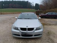 Gebraucht BMW 320 150 PS (110 kW) 2007 Silber Kombi