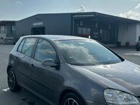 Gebraucht VW Golf V 101 PS (74 kW) 2005 Grau Kleinwagen