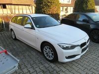 Gebraucht BMW 320 184 PS (135 kW) 2013 Weiß Limousine