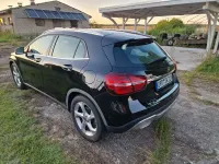 Gebraucht Mercedes GLA180 122 PS (89 kW) 2019 Schwarz SUV
