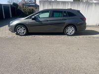 Gebraucht Opel Astra 110 PS (80 kW) 2018 Grau Kombi