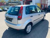 Gebraucht Ford Fiesta 60 PS (44 kW) 2004 Silber Kleinwagen