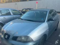Second-hand Seat Ibiza 86 CP (63 kW) 2004 Albastru Hatchback