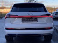 Gebraucht Audi e-tron S-Line 230 kW (313 PS) 2022 Weiß SUV