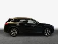 Gebraucht Mercedes GLC300e Avantgarde 204 PS (150 kW) 2025 Schwarz SUV