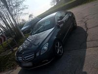 Gebraucht Mercedes E250 204 PS (150 kW) 2010 Grau Coupé