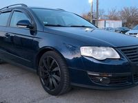 Gebraucht VW Passat 140 PS (102 kW) 2006 Blau Kombi