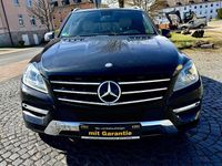 Gebraucht Mercedes ML250 204 PS (150 kW) 2012 Obsidianschwarz  metalliclack SUV