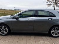 Gebraucht Mercedes A220 170 PS (125 kW) 2013 Grau Limousine