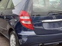 Gebraucht Mercedes A160 Avantgarde 82 PS (60 kW) 2004 Limousine