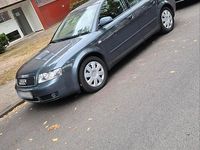 Gebraucht Audi A4 115 PS (84 kW) 2002 Grau Limousine