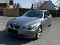 Gebraucht BMW 525 197 PS (144 kW) 2008 Grau Limousine