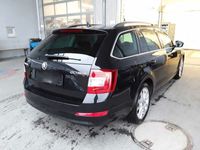 gebraucht Skoda Octavia OctaviaCombi 2.0 TDI (Green tec) 4x4 Style