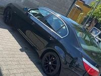 Second-hand BMW 523 190 CP (139 kW) 2008 Negru Berlinǎ