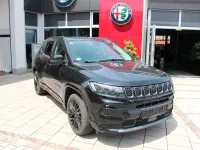 Gebraucht Jeep Compass 179 PS (131 kW) 2022 Black clear coat SUV
