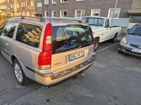 Gebraucht Volvo V70 163 PS (119 kW) 2002 Silber Kombi