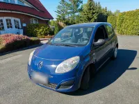 Second-hand Renault Twingo 58 CP (42 kW) 2007 Albastru Hatchback