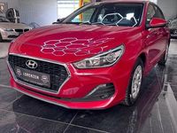 Gebraucht Hyundai i30 120 PS (88 kW) 2020 Rot Kombi