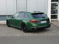 Gebraucht Audi RS4 Ambiente 450 PS (330 kW) 2022 Sonomagrün metallic Kombi