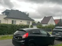 Gebraucht Ford Fiesta 95 PS (69 kW) 2014 Schwarz Kleinwagen