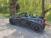 Second-hand Mini One Cabriolet 102 CP (75 kW) 2019 Negru Cabrio