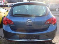 Gebraucht Opel Astra Edition 120 PS (88 kW) 2016 Azur blau (m2) Kleinwagen