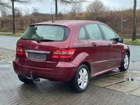 Gebraucht Mercedes B170 116 PS (85 kW) 2007 Rot Van / Kleinbus