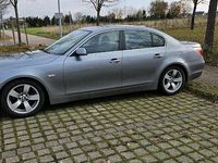 Gebraucht BMW 525 192 PS (141 kW) 2004 Silber Limousine