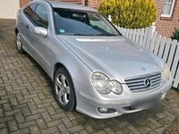Gebraucht Mercedes C180 143 PS (105 kW) 2004 Silber Coupé