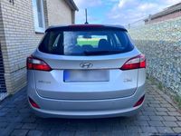 gebraucht Hyundai i30 1.4 Kombi TÜV 03/2026 Scheckheft