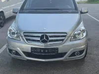 Gebraucht Mercedes B200 136 PS (100 kW) 2009 Silber Van / Kleinbus