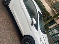 Gebraucht Ford Fiesta 95 PS (69 kW) 2016 Weiß Kleinwagen