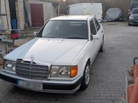 Gebraucht Mercedes 200 75 PS (55 kW) 1990 Weiß Limousine