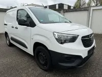Używany Opel Combo Edition 131 KM (96 kW) 2021 Biały Minivan