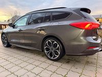 Gebraucht Ford Focus ST-Line 182 PS (133 kW) 2019 Grau Kombi