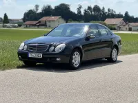 Gebraucht Mercedes E200 163 PS (119 kW) 2004 Obsidianschwarz  metalliclack Limousine