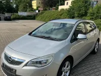 Gebraucht Opel Astra 179 PS (131 kW) 2010 Silber Kombi