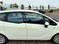 Gebraucht Opel Meriva 120 PS (88 kW) 2013 Weiß Van / Kleinbus