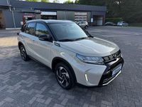 Gebraucht Suzuki Vitara Comfort+ 129 PS (94 kW) 2025 Beige SUV