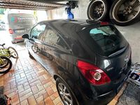 Gebraucht Opel Corsa 69 PS (50 kW) 2013 Schwarz Kleinwagen