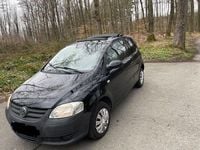 Gebraucht VW Fox 54 PS (39 kW) 2006 Schwarz Kleinwagen