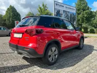 Gebraucht Suzuki Vitara Comfort 129 PS (94 kW) 2023 Bright/cosmic black pearl met. SUV