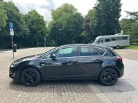 Gebraucht Opel Astra Style 165 PS (121 kW) 2015 Schwarz Limousine