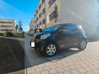 Gebraucht Toyota iQ 68 PS (50 kW) 2011 Schwarz Kleinwagen