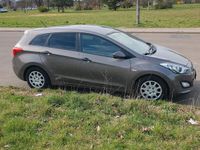 gebraucht Hyundai i30 1,4 Kombi CW klima PDC USB LED Isofex Bluetooth ,