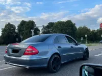 Gebraucht Mercedes E320 224 PS (164 kW) 2003 Blau Limousine