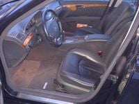 Gebraucht Mercedes E500 Elegance 306 PS (225 kW) 2003 Schwarz Limousine