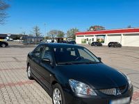 Usata Mitsubishi Lancer 98 CV (72 kW) 2004 Grigio Berlina