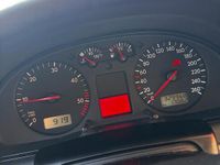 Gebraucht VW Passat 115 PS (84 kW) 2000 Silber Kombi